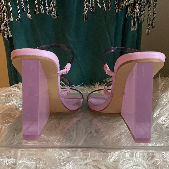 Steve Madden Women’s Clear Transparent Wedge Slide On Sandals in Purple Lilac - Picture 3 of 7